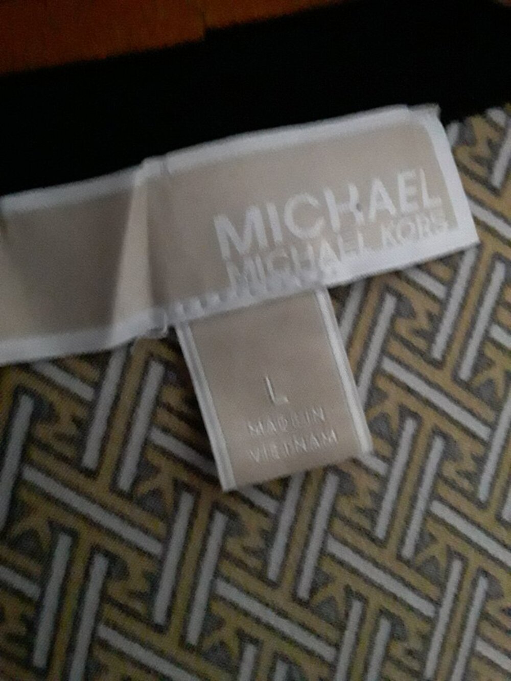 MICHAEL Michael Kors tie neckline gold accent top size L - Picture 2 of 9